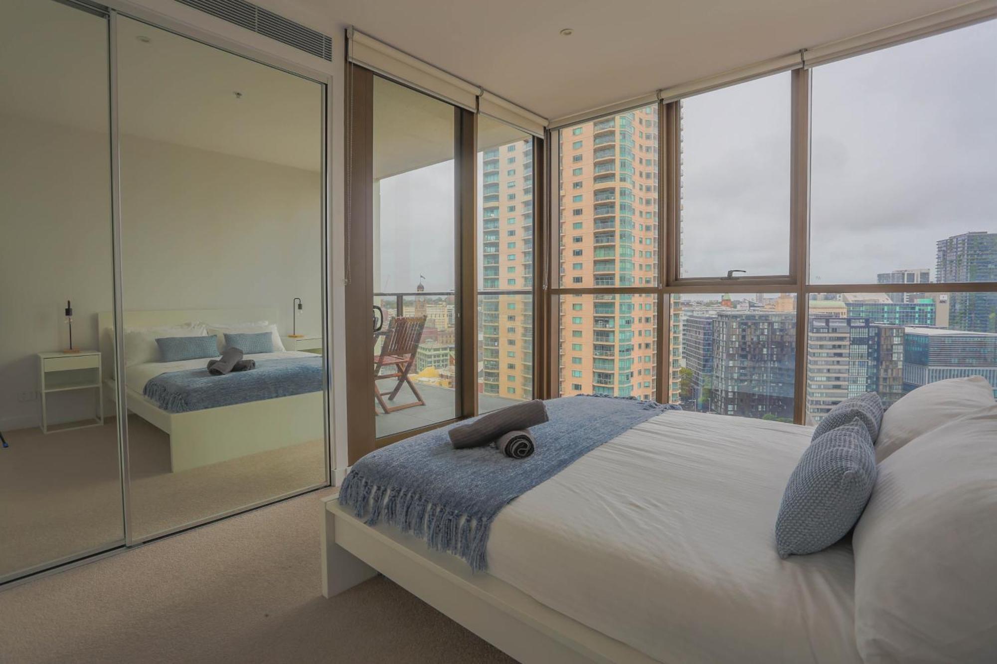 Cozy 2 Bedroom Darling Square With Balcony Apartment *