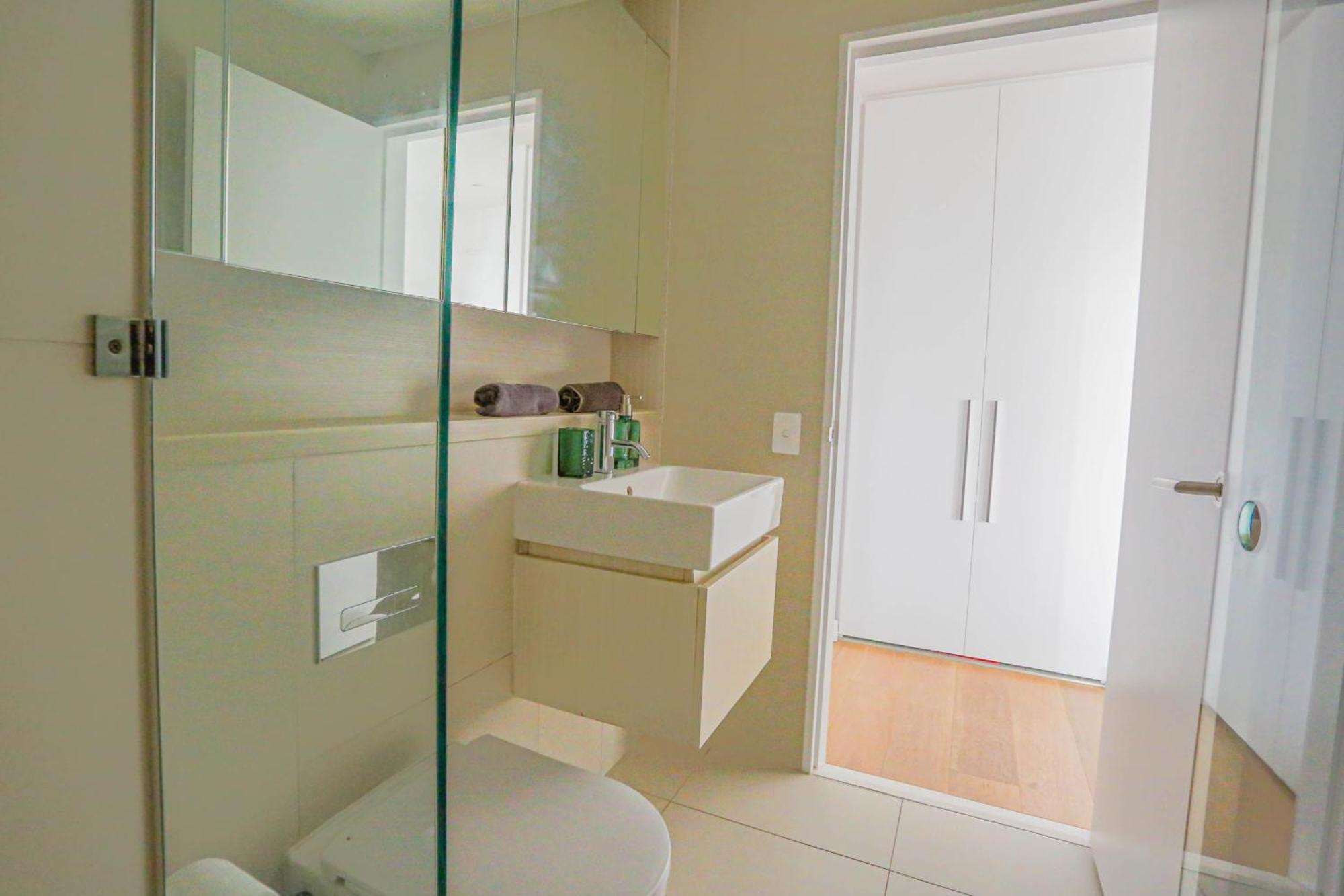 Apartment Cozy 2 Bedroom Darling Square With Balcony Sydney