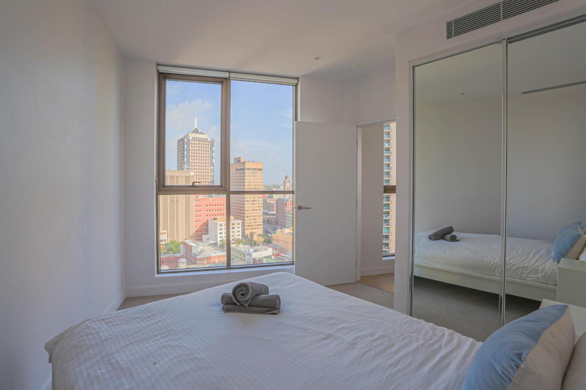Cozy 2 Bedroom Darling Square With Balcony Apartment