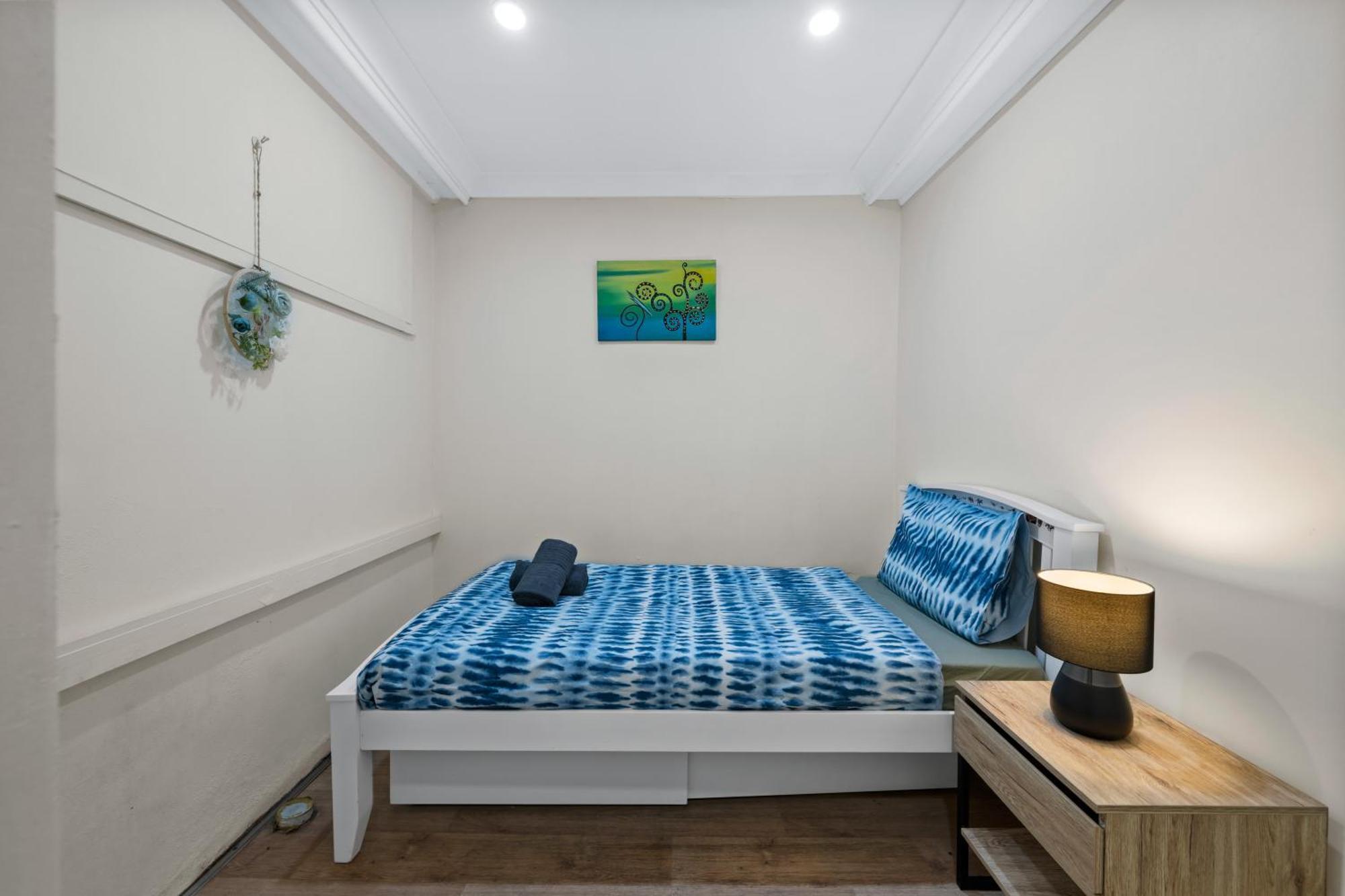 Holiday home Facilitated 4 Bedroom House & Icc&darling Harbour-8 Mins Walk *