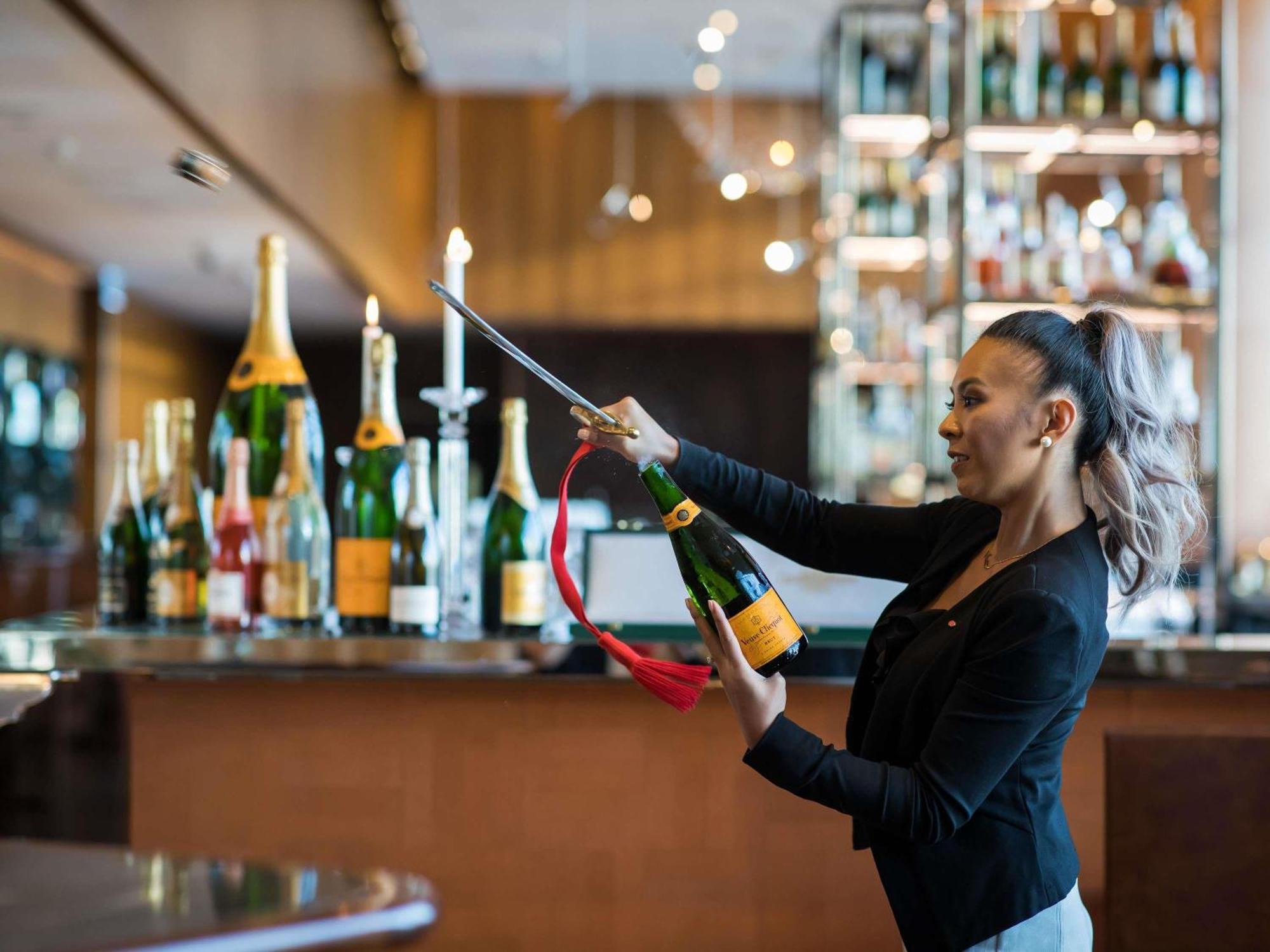 Hotel Sofitel Darling Harbour Sydney