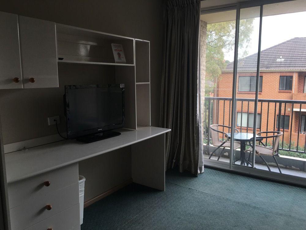 Addison Motel 3*