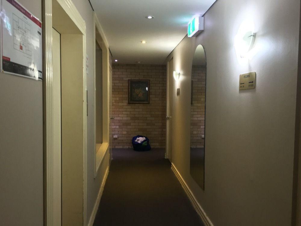 Addison Motel 3*