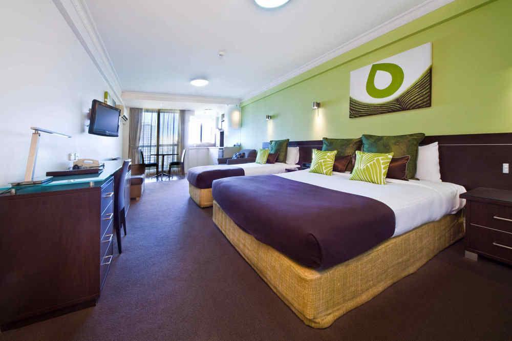 Hyde Park Hotel 4*