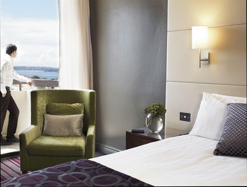 Rydges North