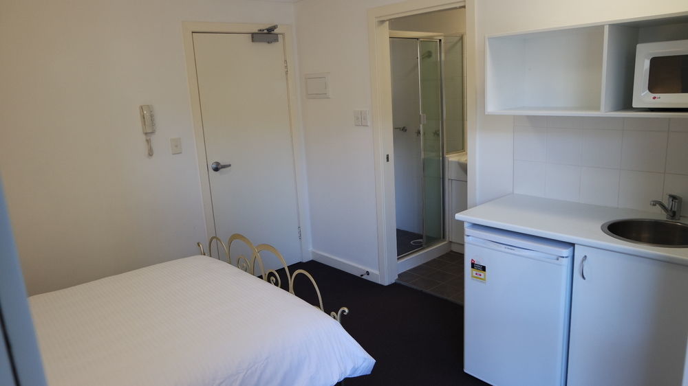 Cityview Aparthotel 3*