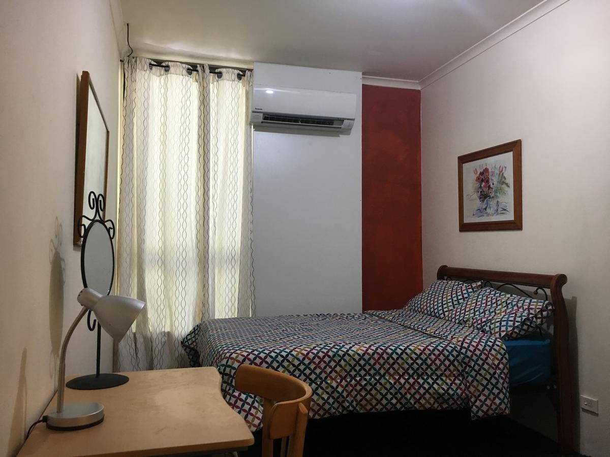 Hostel Hyde Park Backpackers *