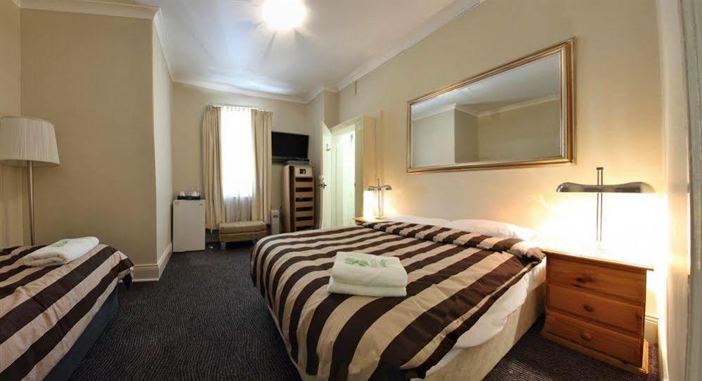 Neutral Bay Hotel Sydney