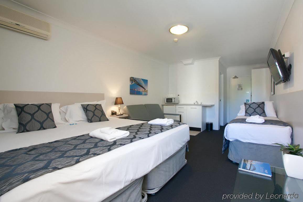 Hotel Railway 3*
