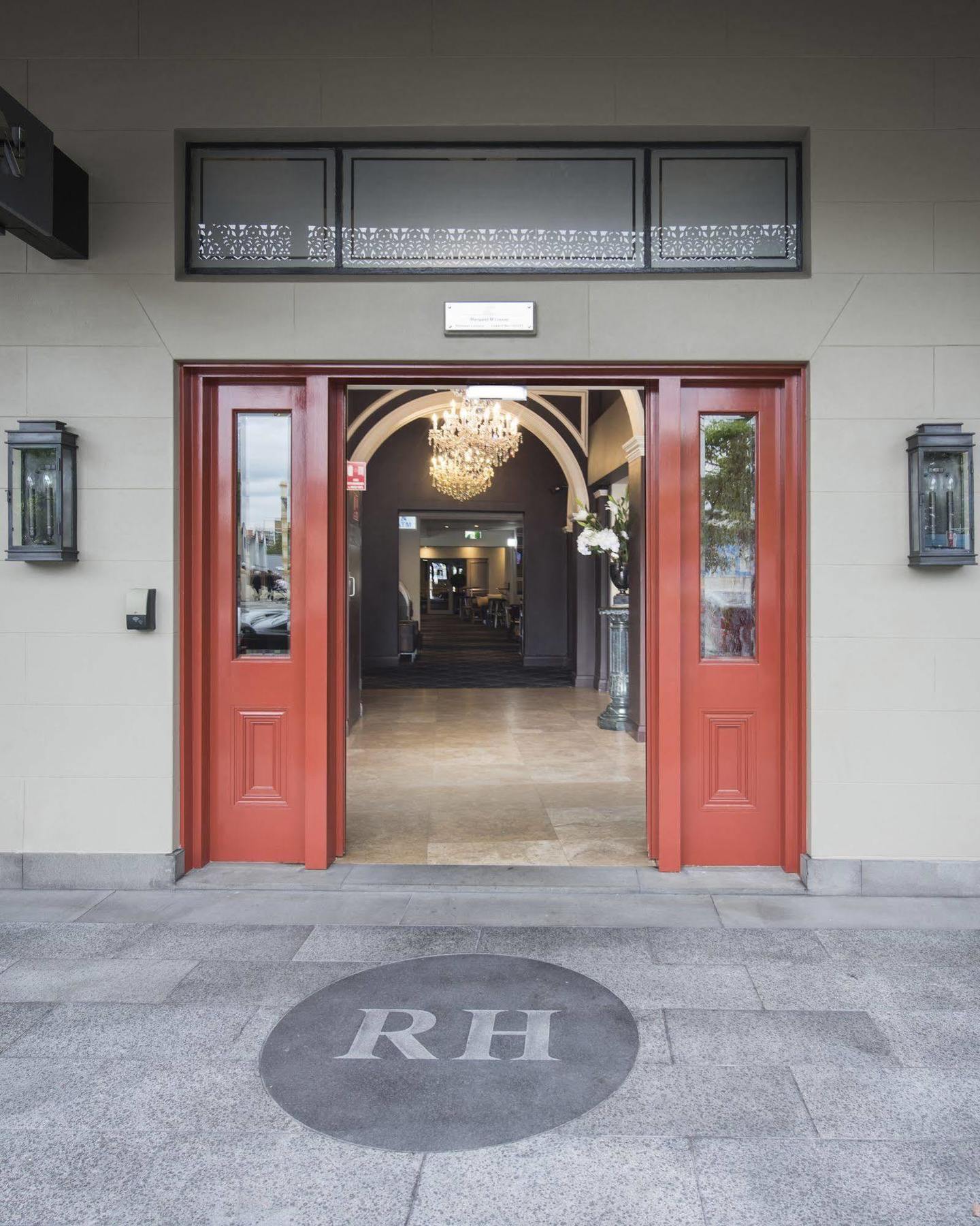 Royal Randwick Hotel
