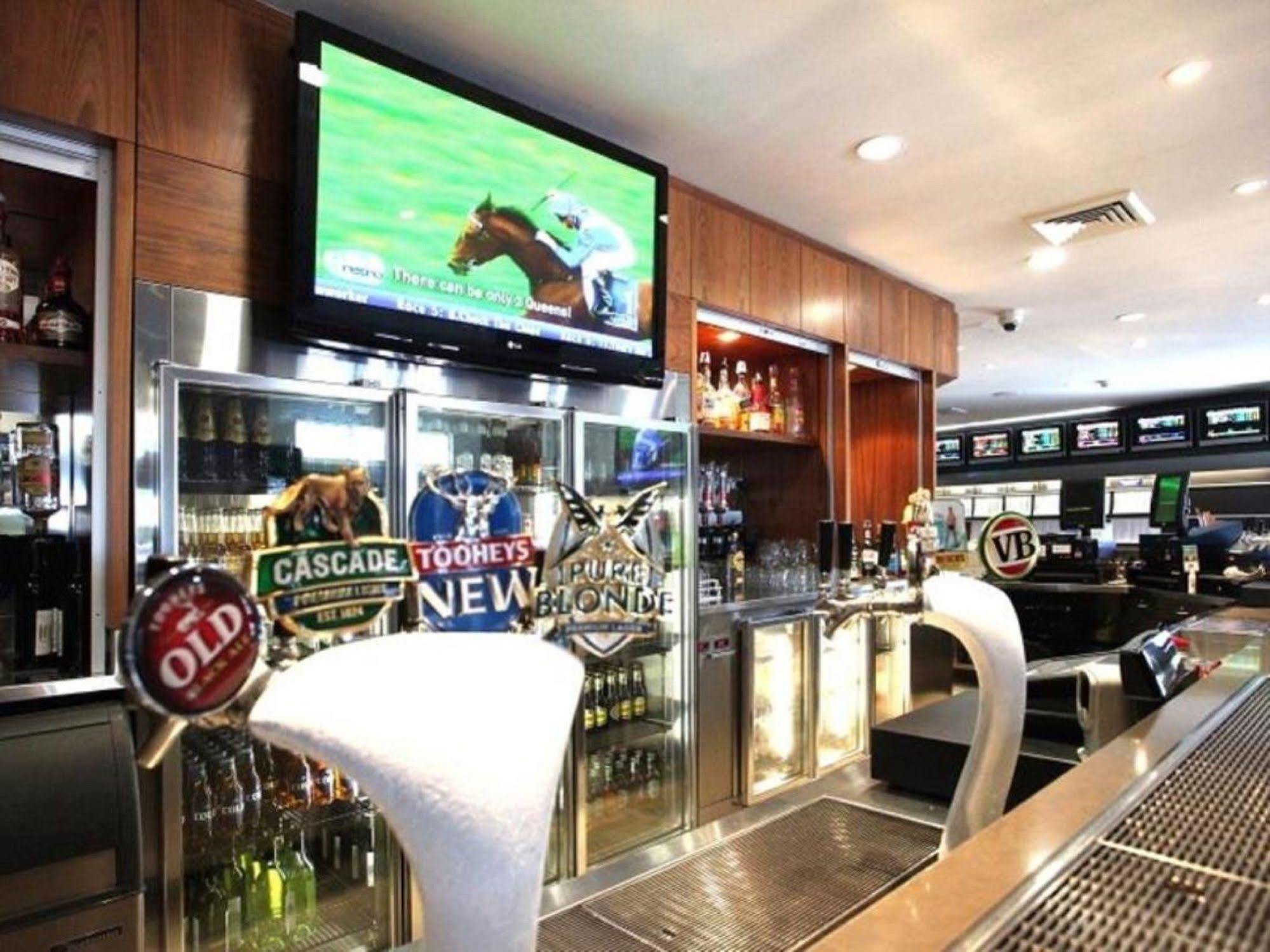 Royal Randwick Hotel 3*