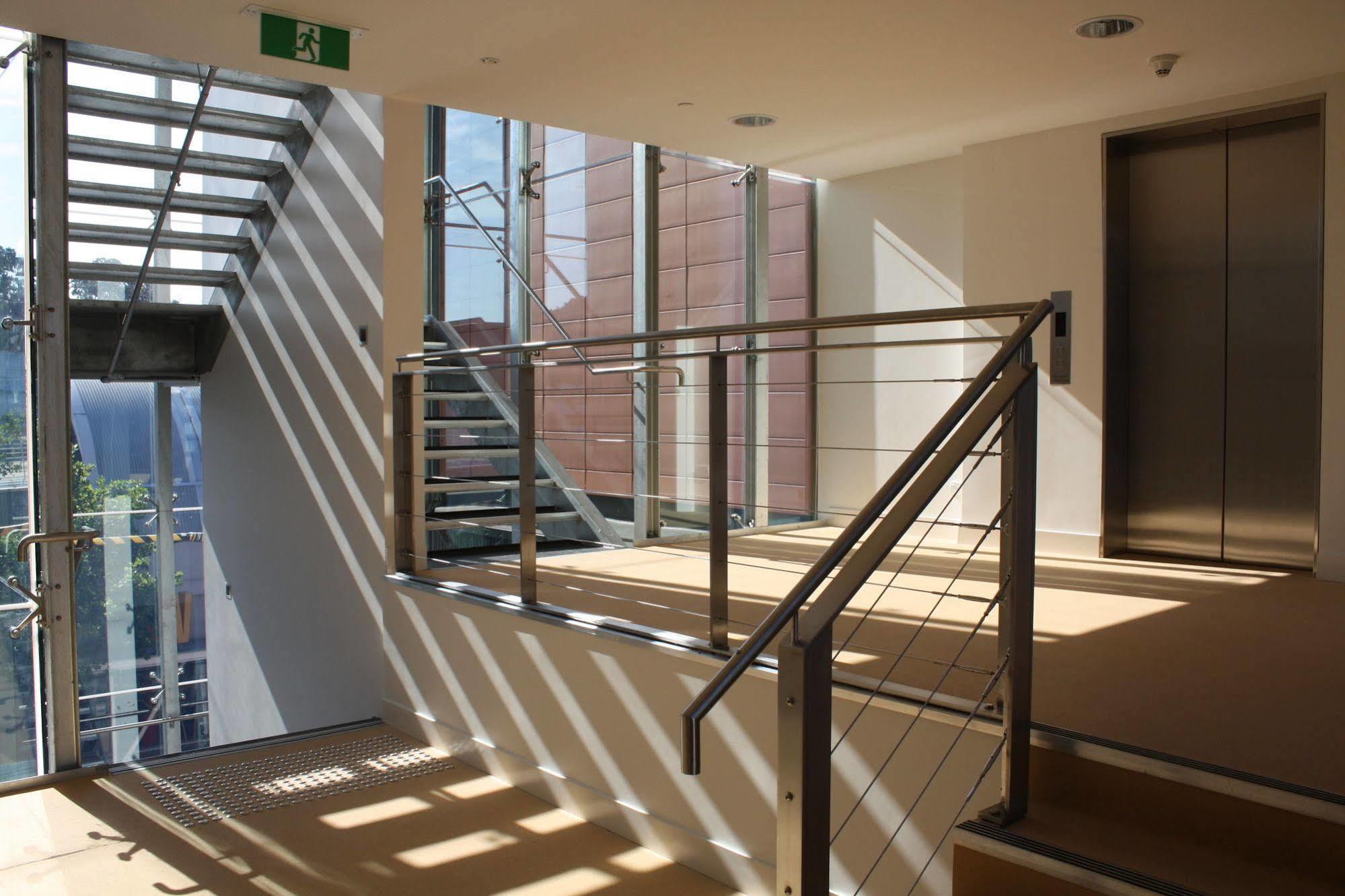 Yha Harbour Sydney