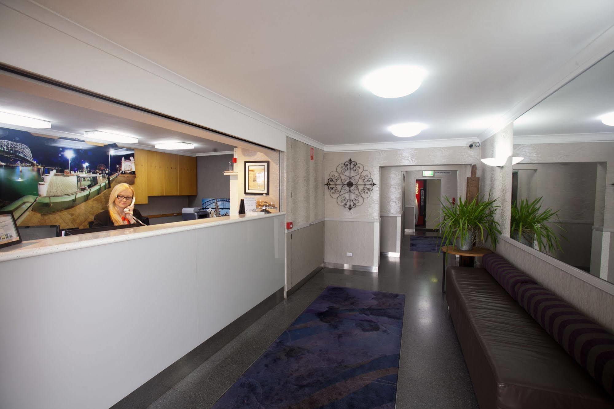 Aparthotel Harbourside 4*