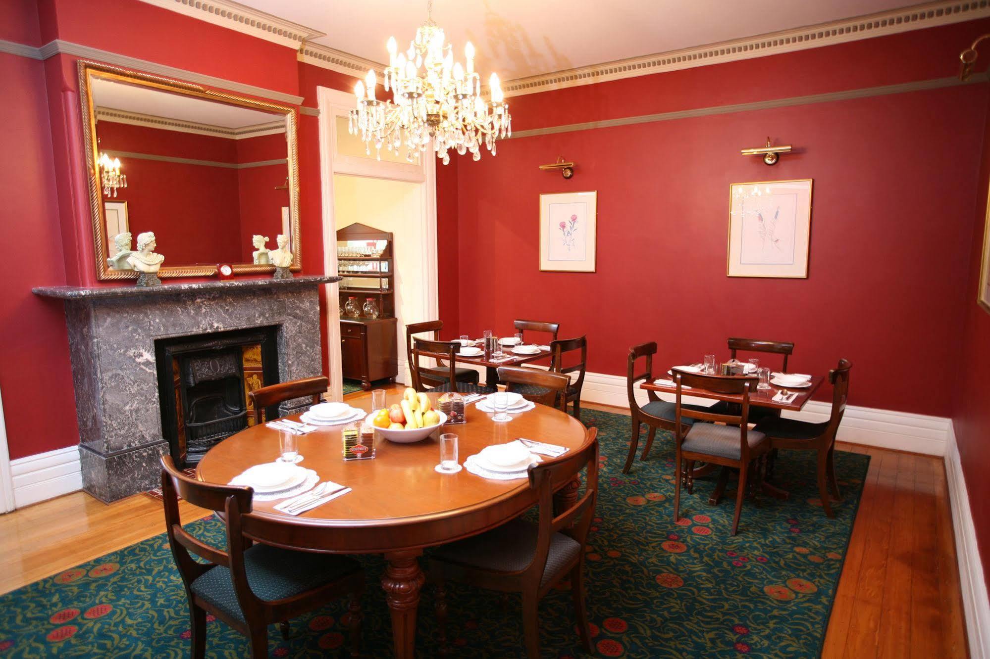 Hotel Darcy's 2*