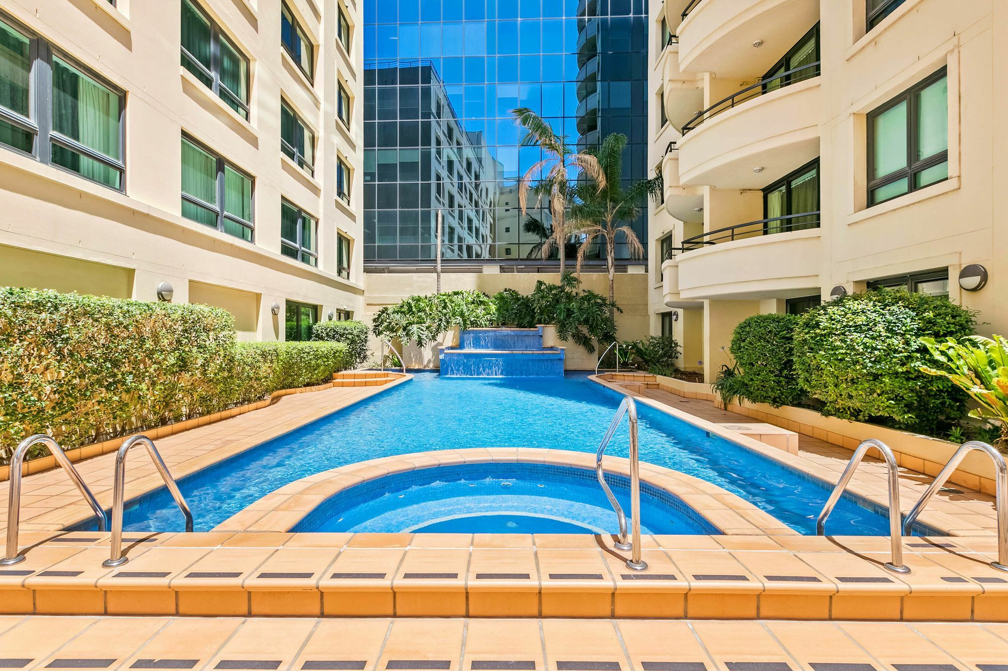 Aparthotel Mantra Parramatta Sydney