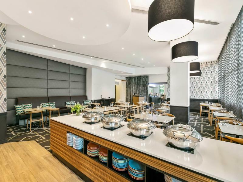 Aparthotel Mantra Parramatta 4*