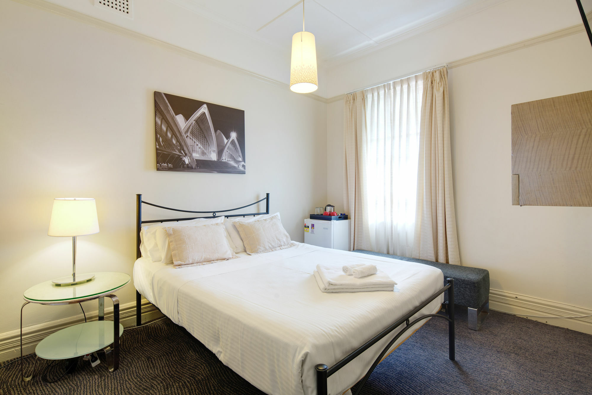 Neutral Bay Hotel