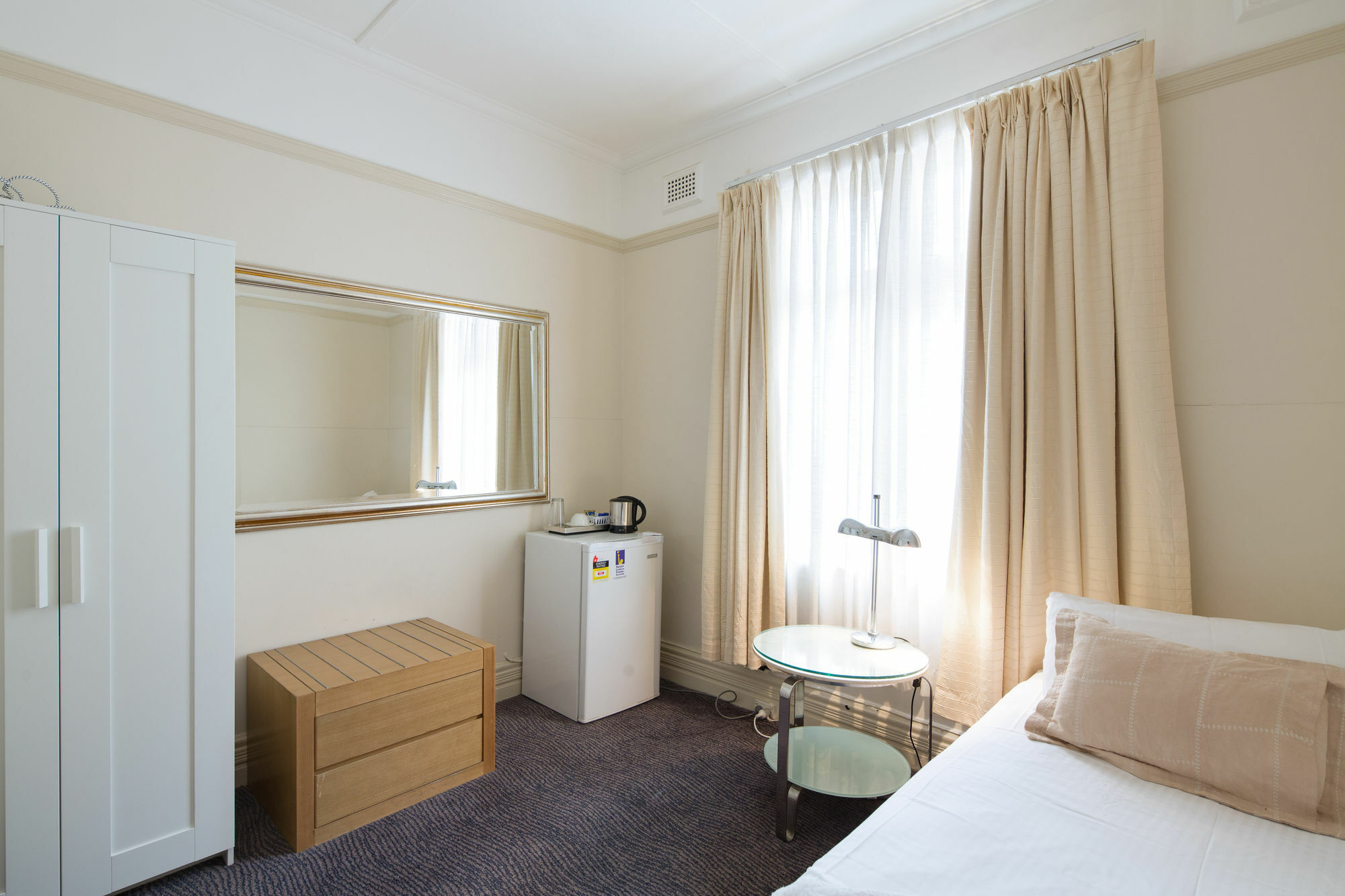 Neutral Bay 3* Sydney