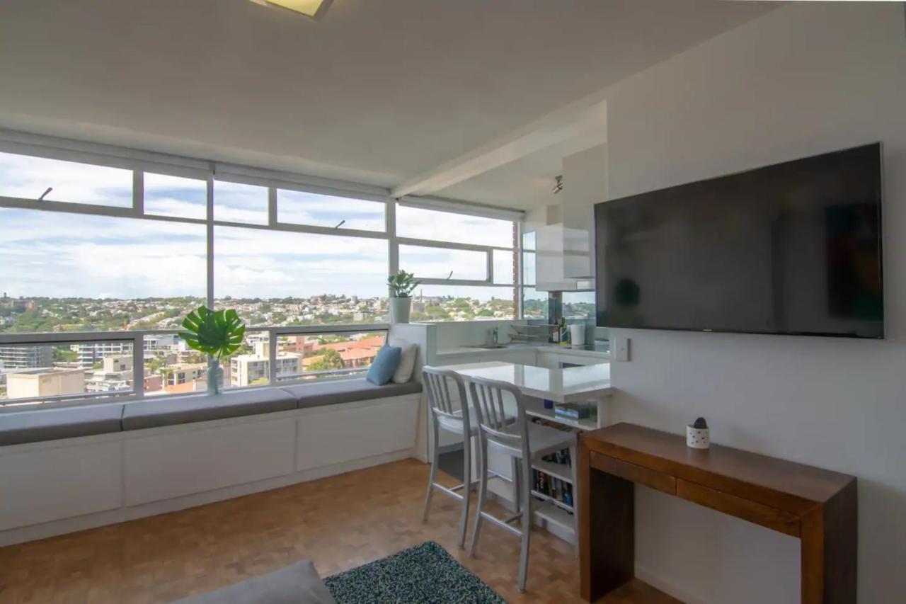 Bright 1 Bedroom With Amazing Views