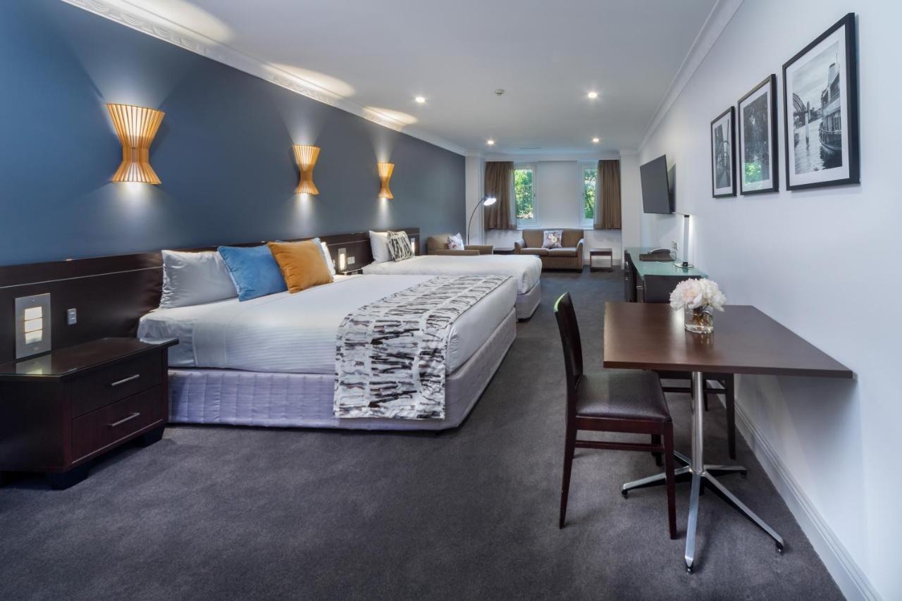 Hyde Park Hotel