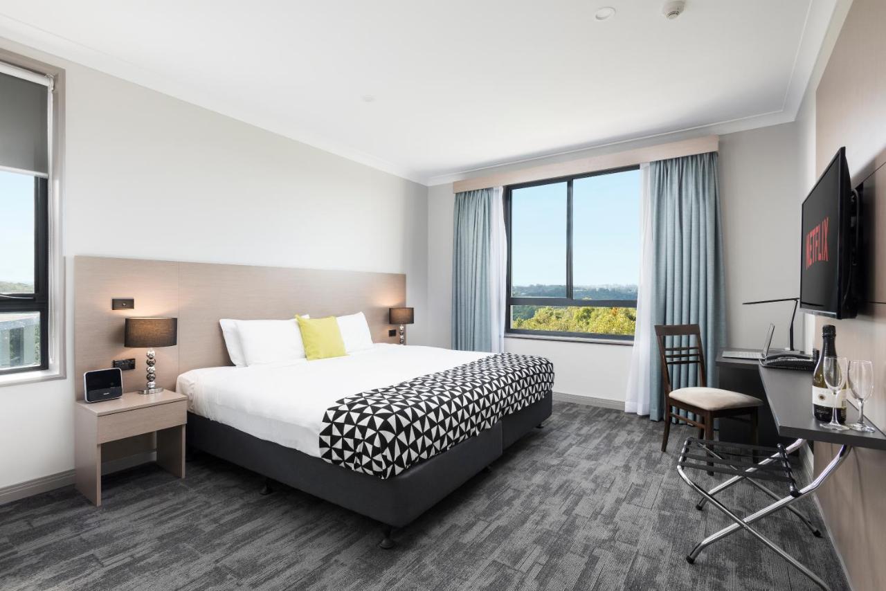 Aparthotel Oaks North Ryde Sydney
