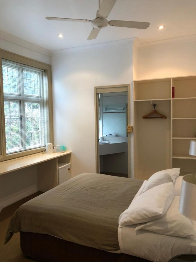 59 Hotel 3*