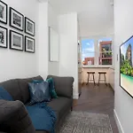 Stylish Studio Near Kings Cross Train Station