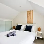 Vibrant 3 Bedroom House Darlinghurst 2 E-Bikes Included