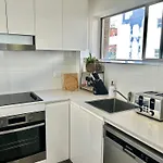 Apartment In Bondi Beach-Staybay