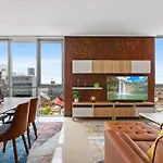 Central 2-Bed With Parking & Stunning Views