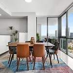 Central 2-Bed With Parking & Stunning Views