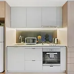 Cbd Center Gem Modern 1-Bedroom Apt