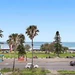 Bondi Beach Hazel Unit 5 - Beach Front With Sea View And 2 Bedrooms