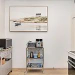 Bondi Beach Hazel Unit 5 - Beach Front With Sea View And 2 Bedrooms