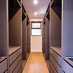 Elegant 3Br Apt -Bondi Junction & Stunning Skyline
