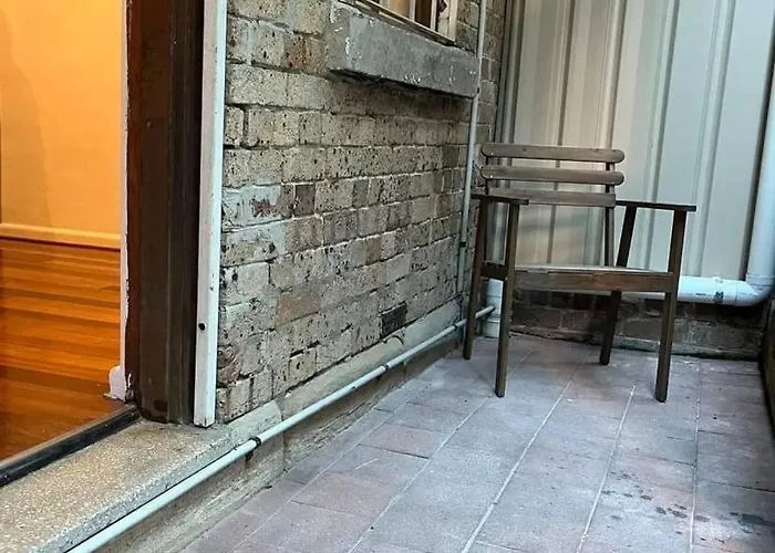 Comfortable Studio+Free Parking For Small Car