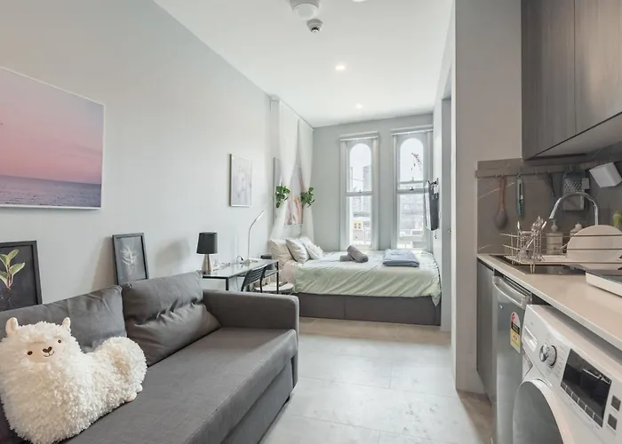 Modern Double Studio Room - Ac - 1Mins To Central - Nearby Most Sydney Hotspots
