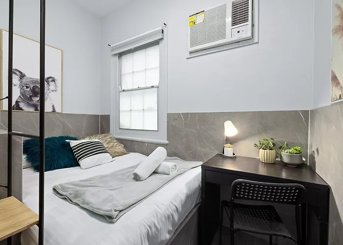 Modern Double Room - Ac - Seconds To Central Cbd - Near Uts& Usyd& Darling Harbour& Icc&High Rated Restaurants - Shared Bathroom