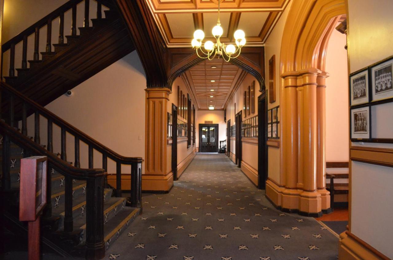 St Andrew's College * Sydney