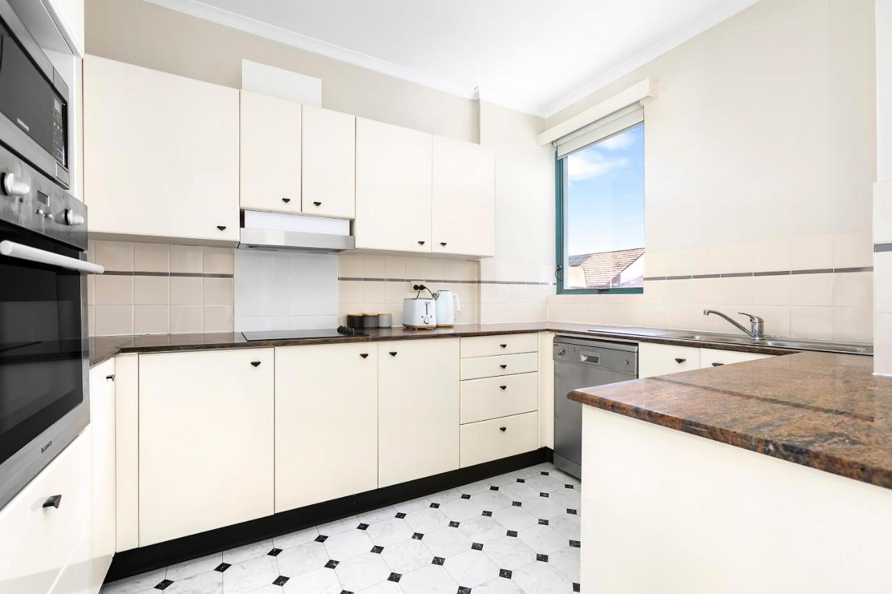 Apartment The Coogee View Beachfront Serviced