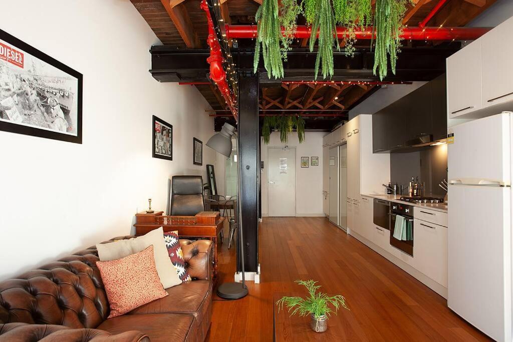 New York Warehouse By Dreams * Sydney