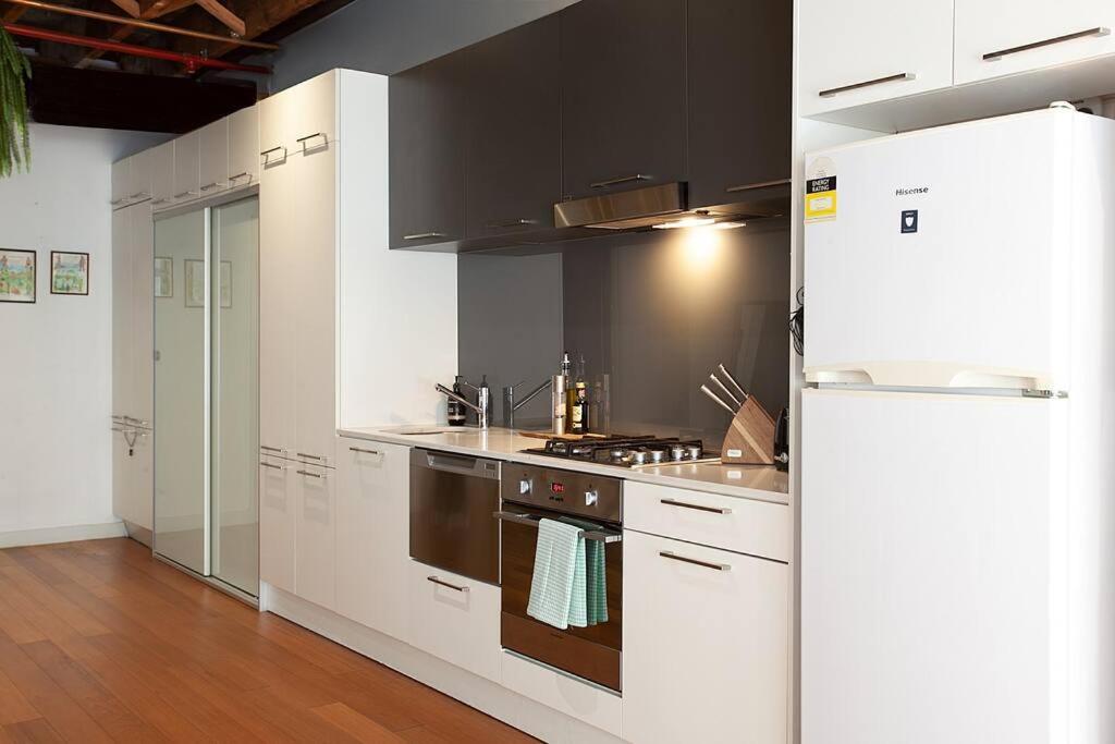 New York Warehouse By Dreams Apartment