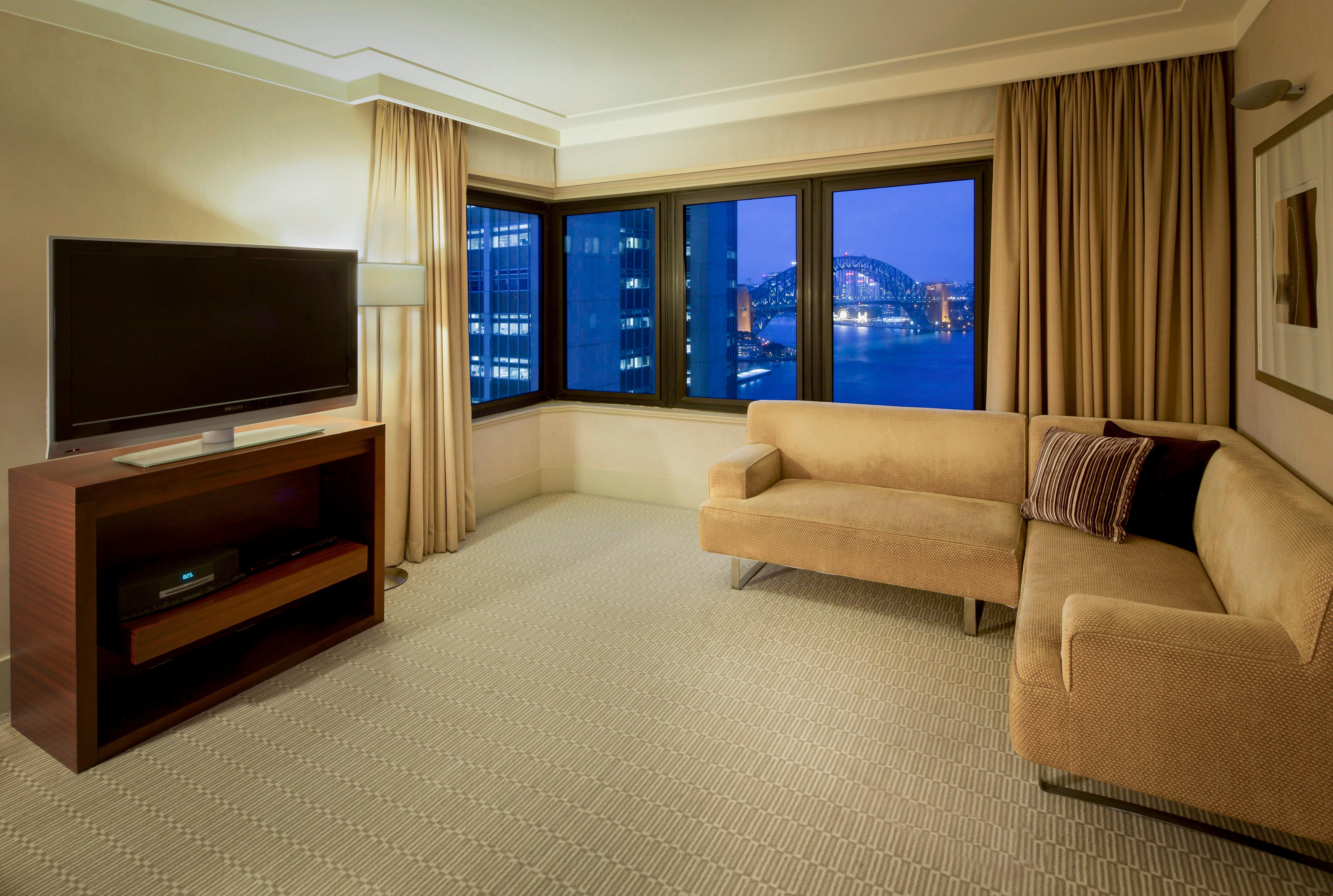 Intercontinental By Ihg 5*