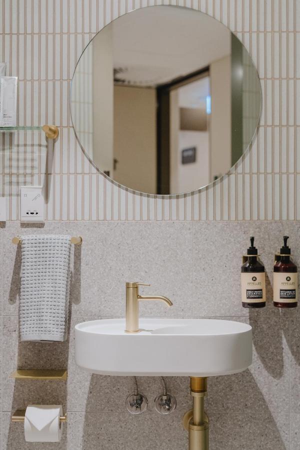 Hotel Aerotel - Inside International Terminal Airport 4*