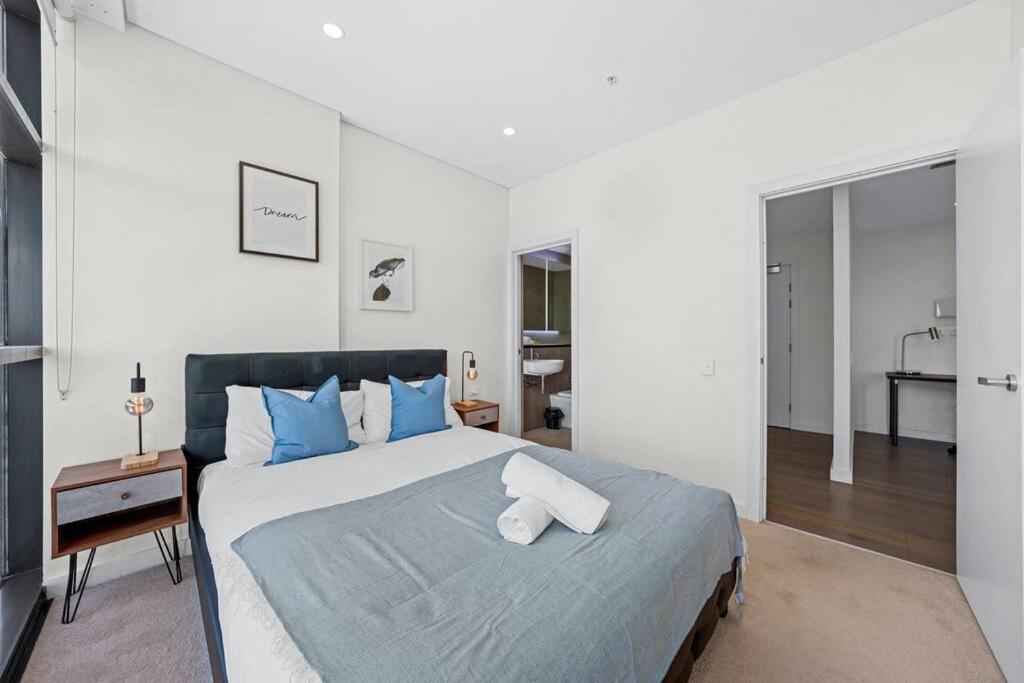 View 2 Bedrooms In Waterloo