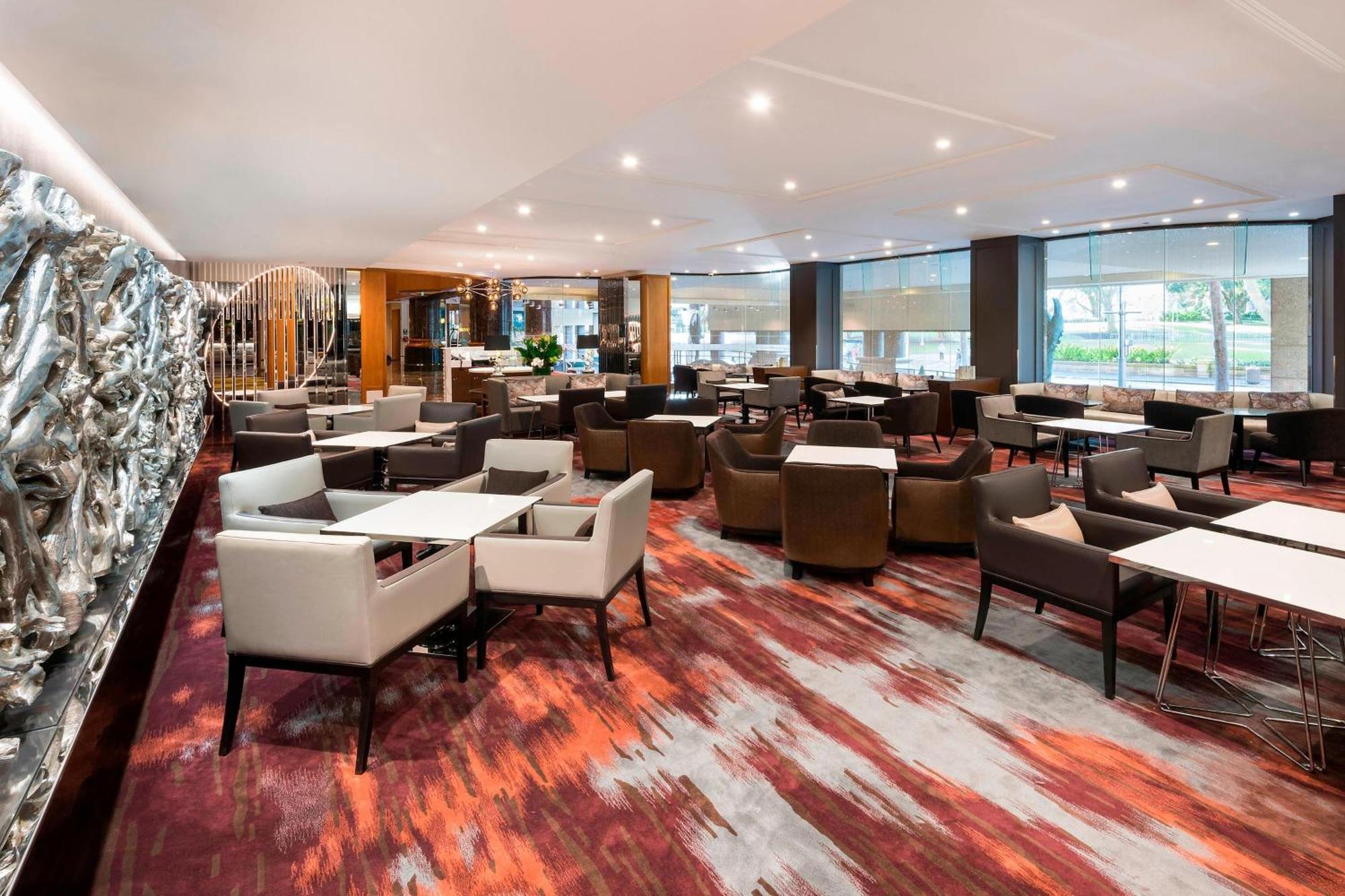Hotel Sheraton Grand Hyde Park 5*
