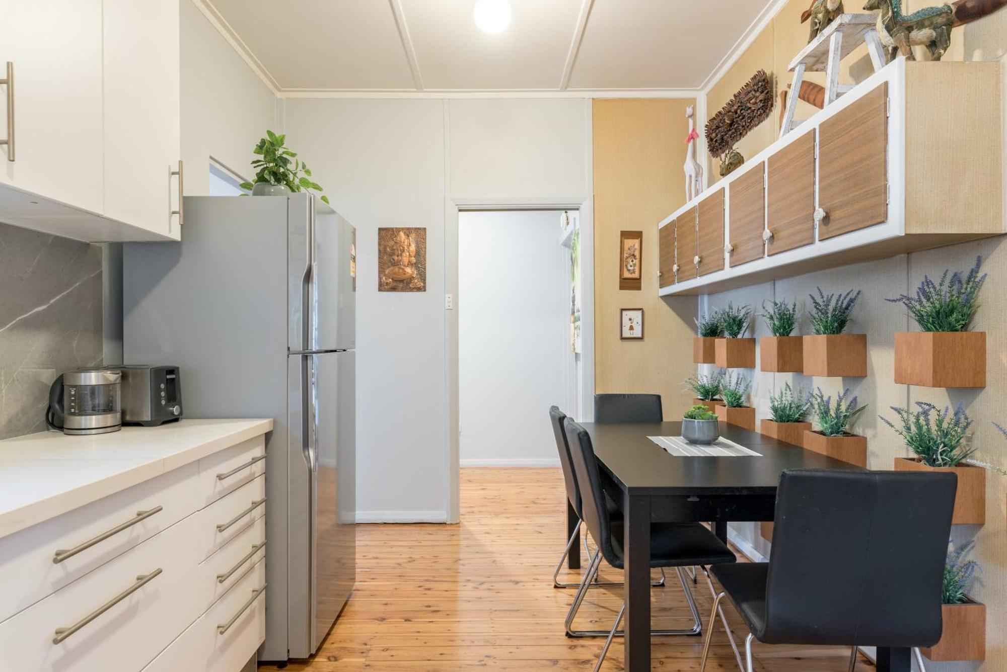 1 Private Single In Carramar 1 Holiday home Sydney