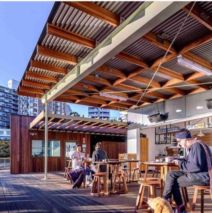 Elizabeth Bay Marina * Sydney