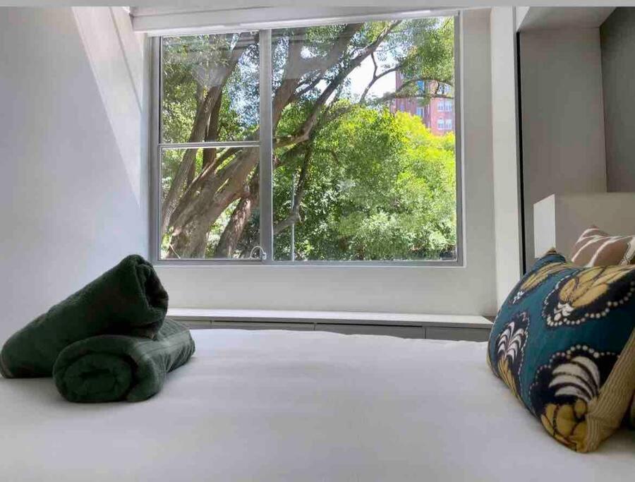 Elizabeth Bay Marina Apartment