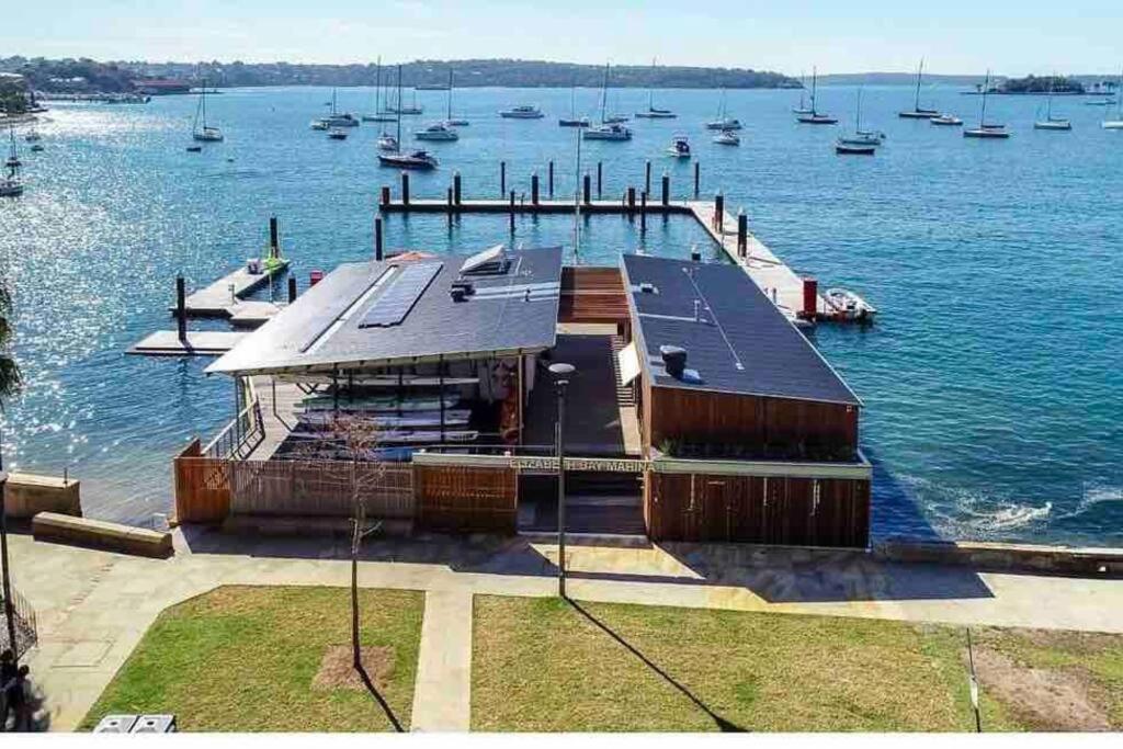 Elizabeth Bay Marina Apartment Sydney